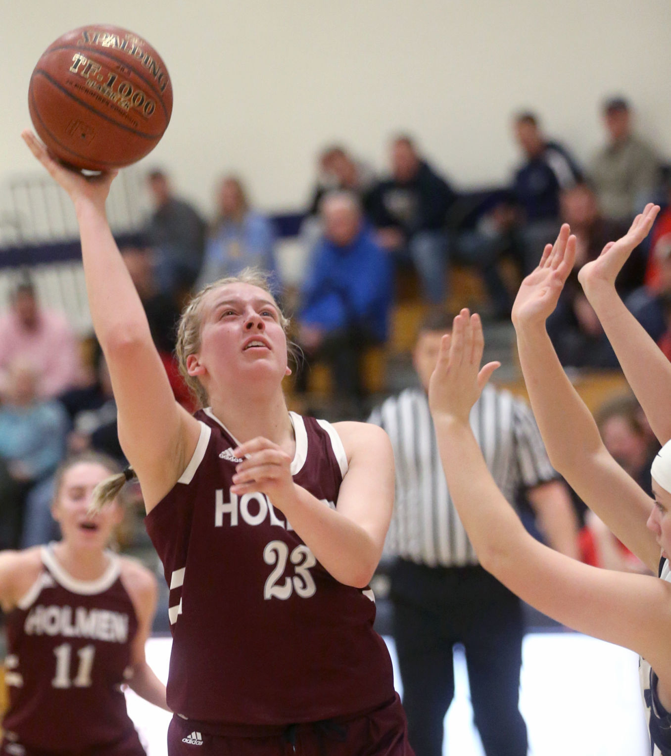 February 13: Holmen vs. Aquinas